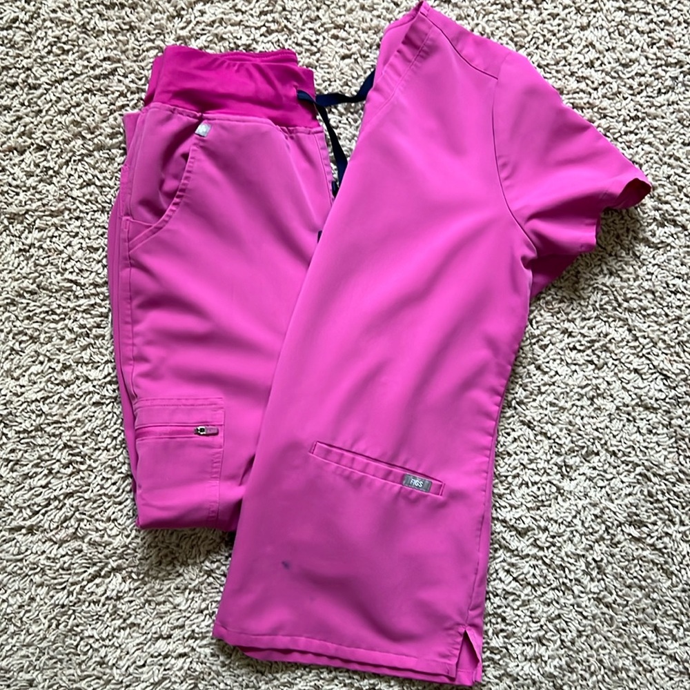 Figs scrubs set